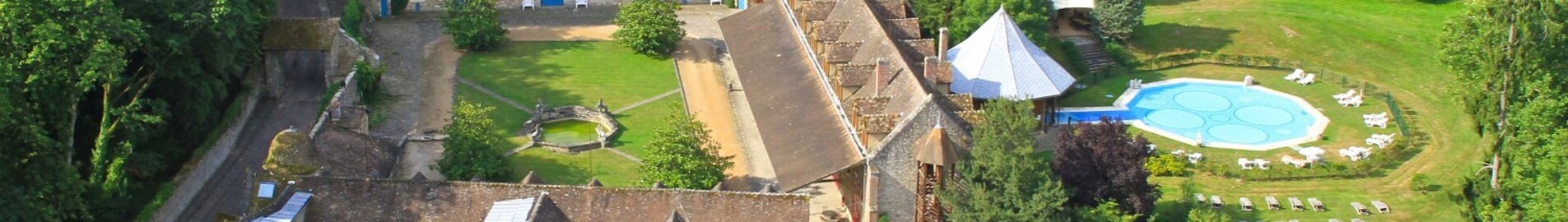 Een helikopter huren : Abbaye des Vaux de Cernay – Vallée de Chevreuse