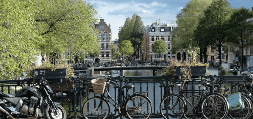 private-jet-amsterdam