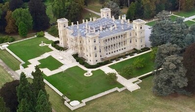 Helikoptervlucht Parijs: Vlucht over Oost-Parijs met een tussenstop bij het Château de Ferrieres