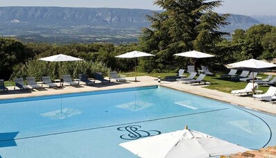 Helikopterverhuur : Hôtel Les Bories & Spa Gordes Lubéron
