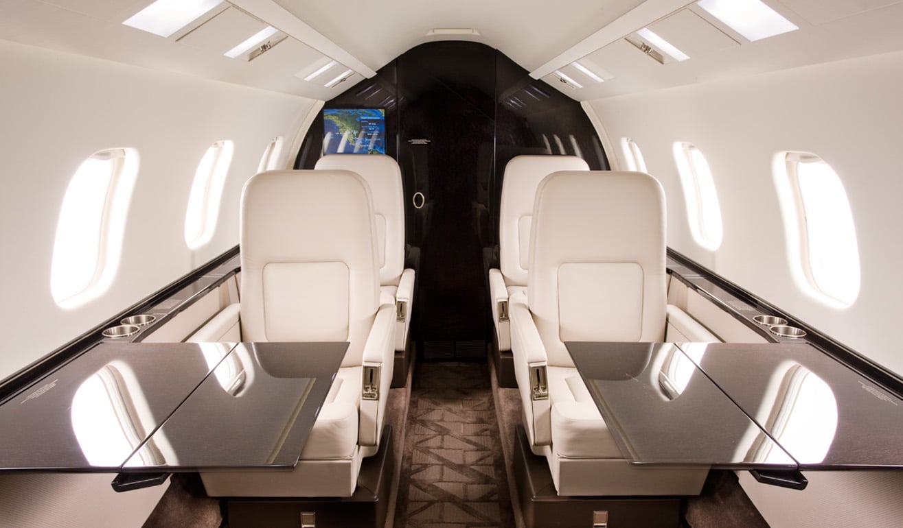 location de jet privé - Intérieur luxueux du Learjet 60