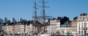 Cherbourg Maupertus: privé jet huren