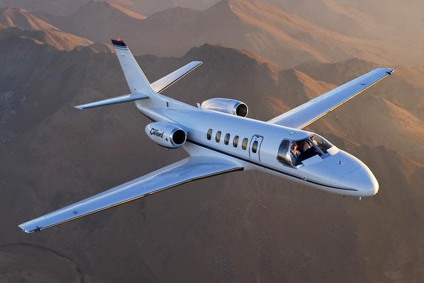 location de jet privé : LEARJET 40XR au coucher du soleil