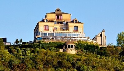 Huur een helikopter voor het Domaine de la Corniche bij Giverny