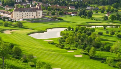 Een helikopter huren : Château Hôtel golf de Chailly in Bourgondië