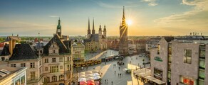 Halle Oppin: privé jet huren