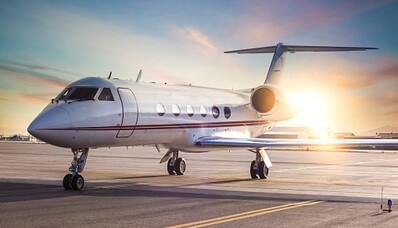 Hoeveel brandstof verbruikt een privéjet en wat zijn de milieuvriendelijke oplossingen?