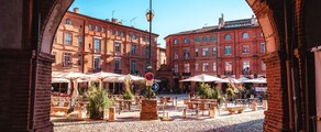 Montauban: privé jet huren 