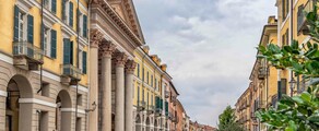 Cuneo : privé jet huren 