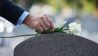 Repatriëring van een lichaam naar Marokko: prijzen, termijnen, procedures