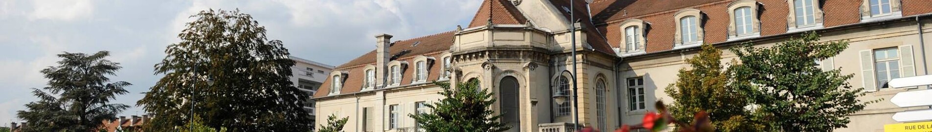 Privéjetverhuur op vliegveld Vesoul-Frotey