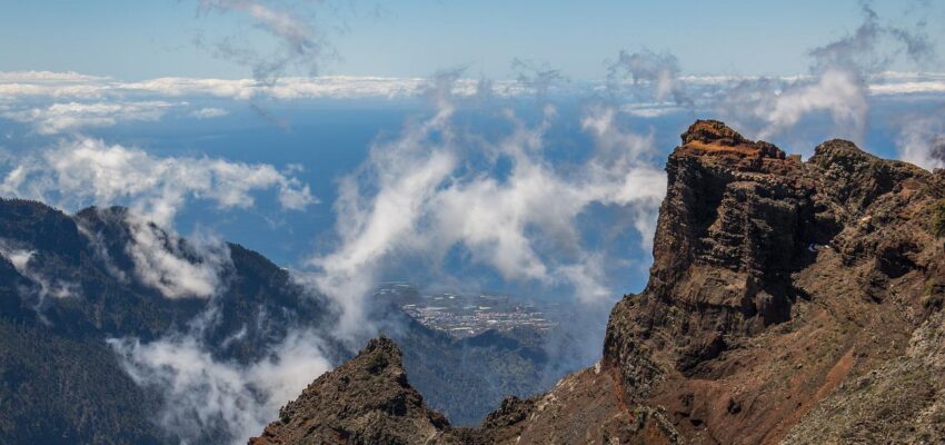 **Alt de l'image:** Vue spectaculaire depuis La Palma, emplacement jet privé.