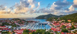 Fort-de-France - Les Saintes: helikopter transfer